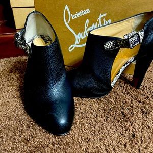 Seferme cutout Booties-Black 100